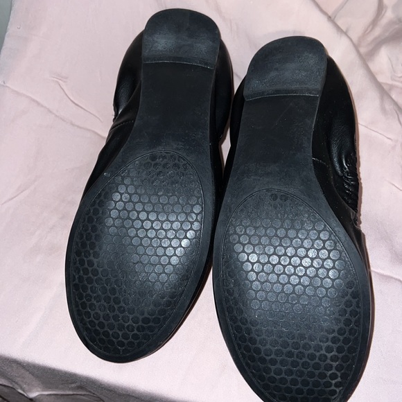 George black leather like ballet flats - Picture 2 of 4